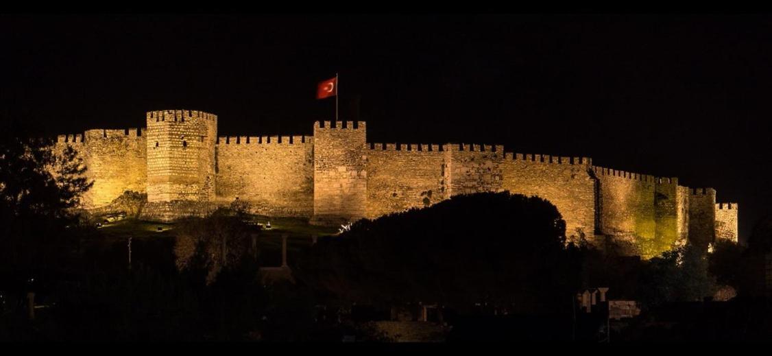 Ephesus Selcuk Castle View Suites Bagian luar foto