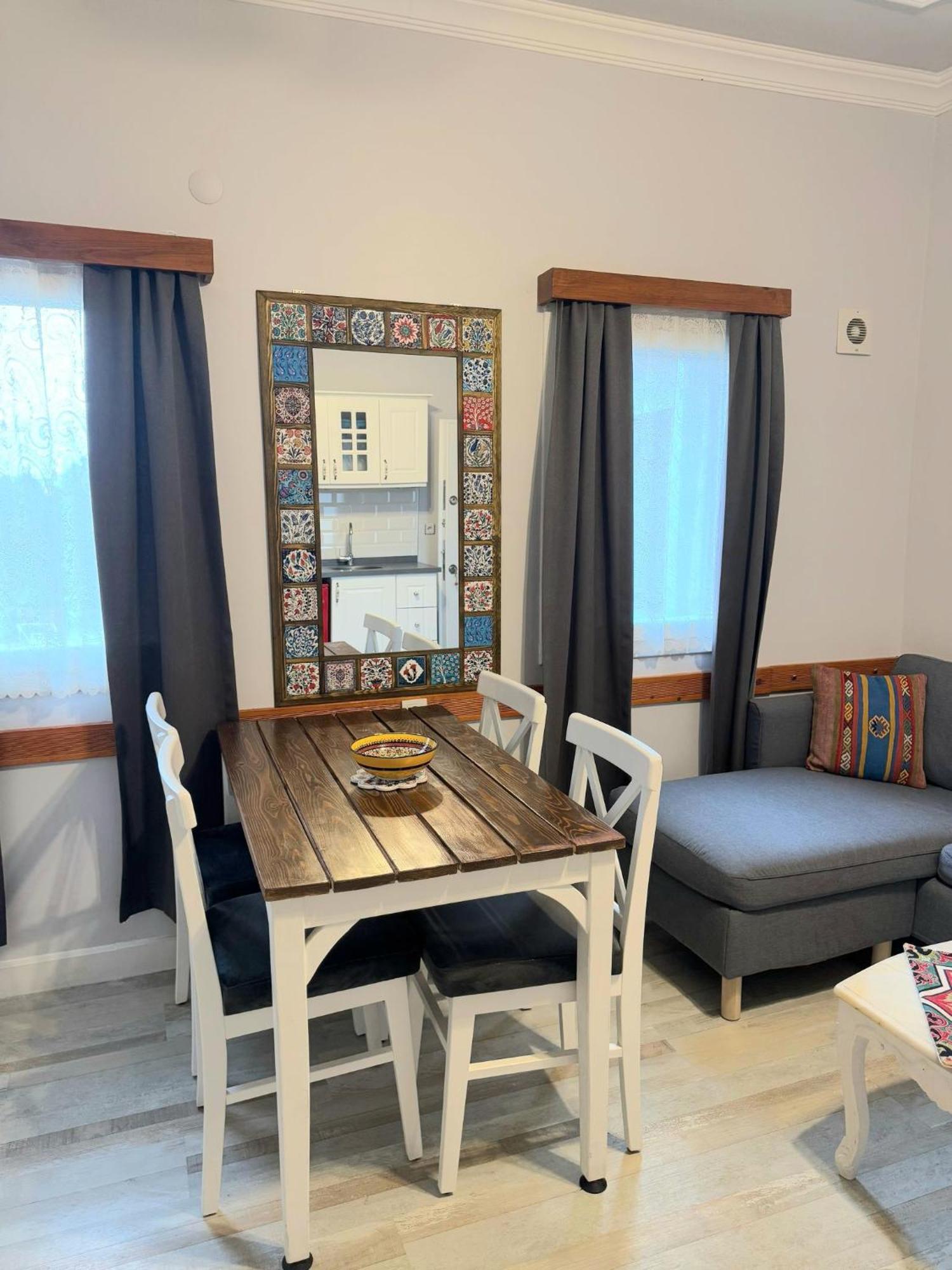 Ephesus Selcuk Castle View Suites Bagian luar foto