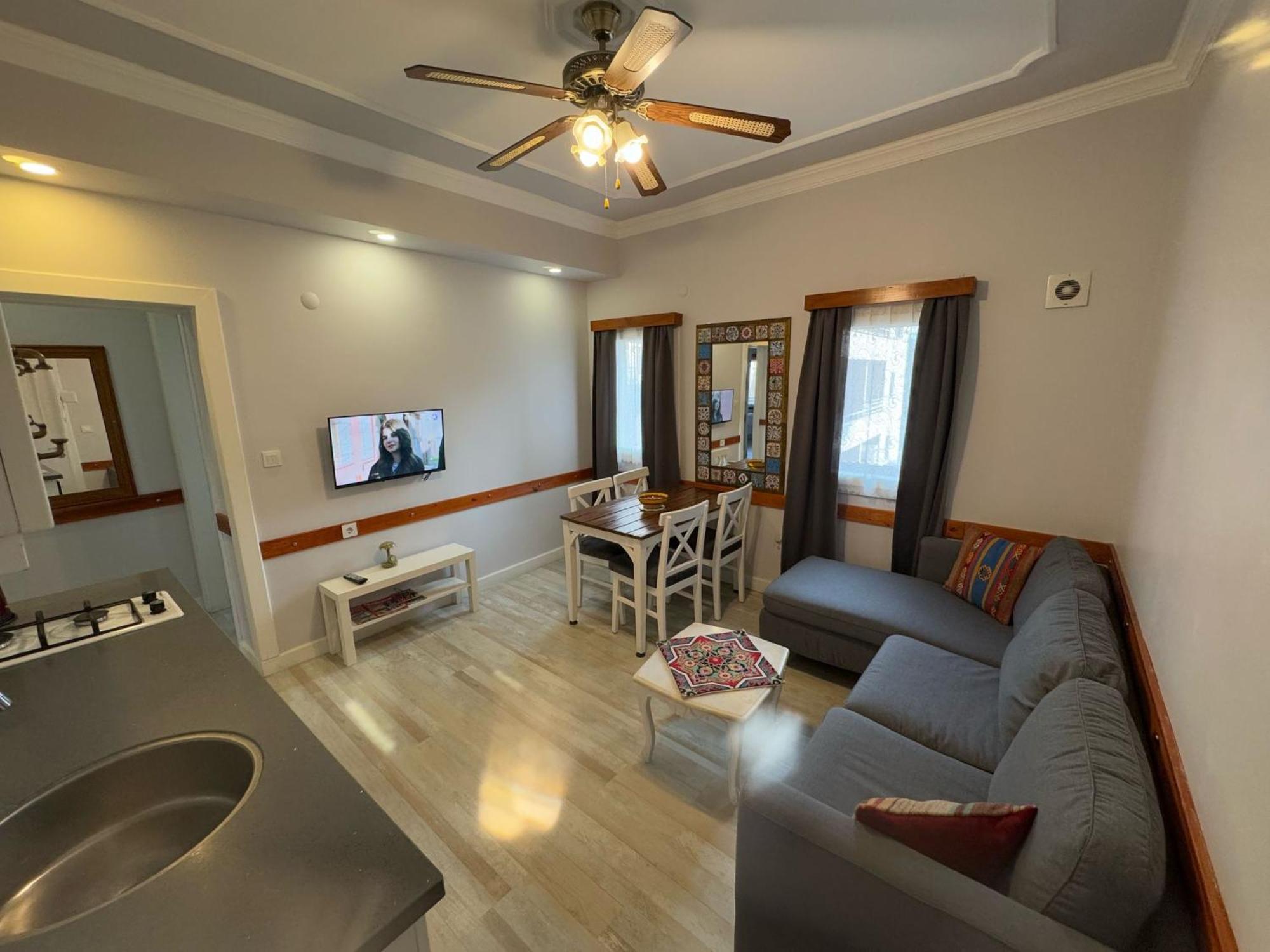 Ephesus Selcuk Castle View Suites Bagian luar foto