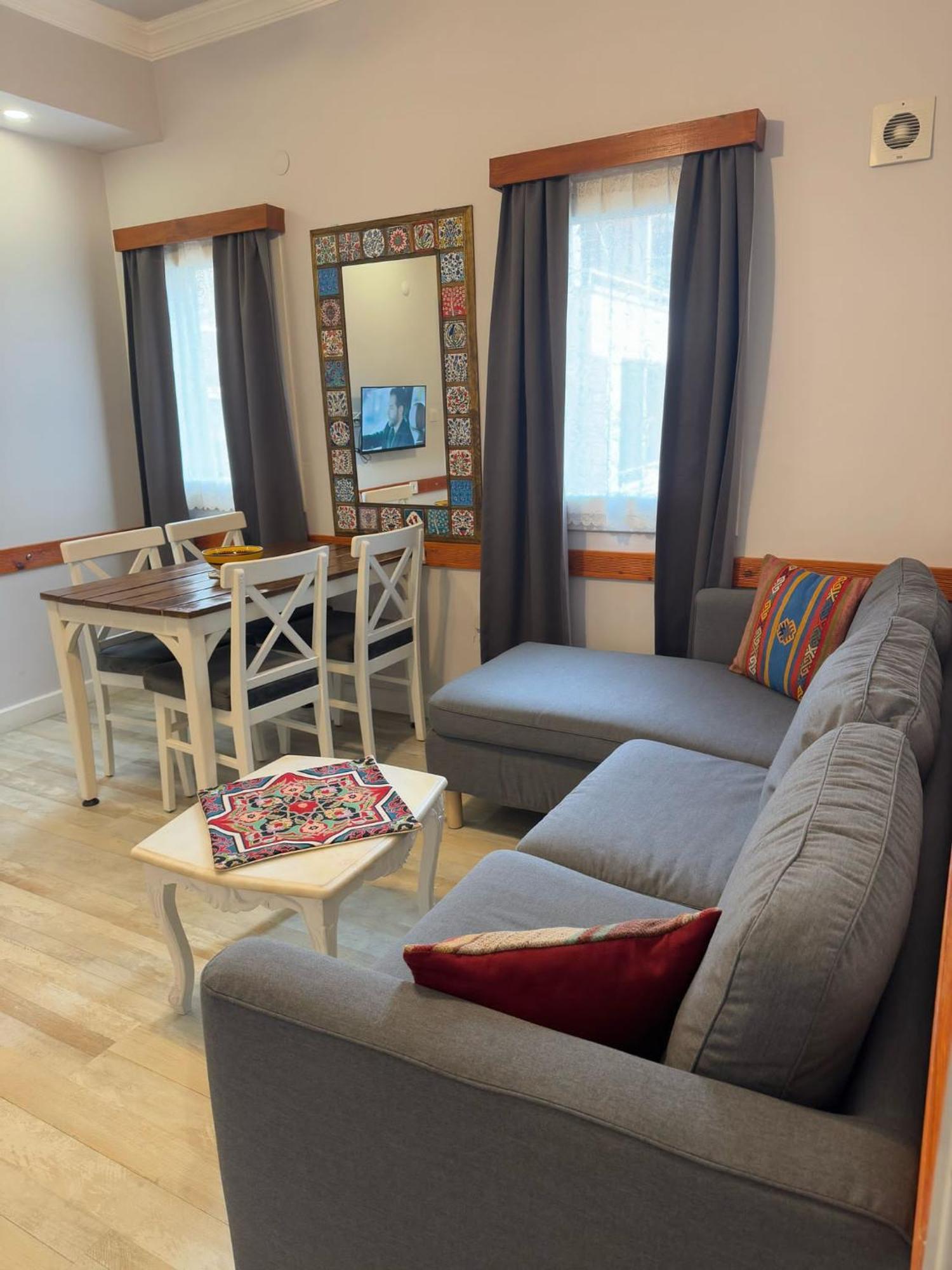Ephesus Selcuk Castle View Suites Bagian luar foto