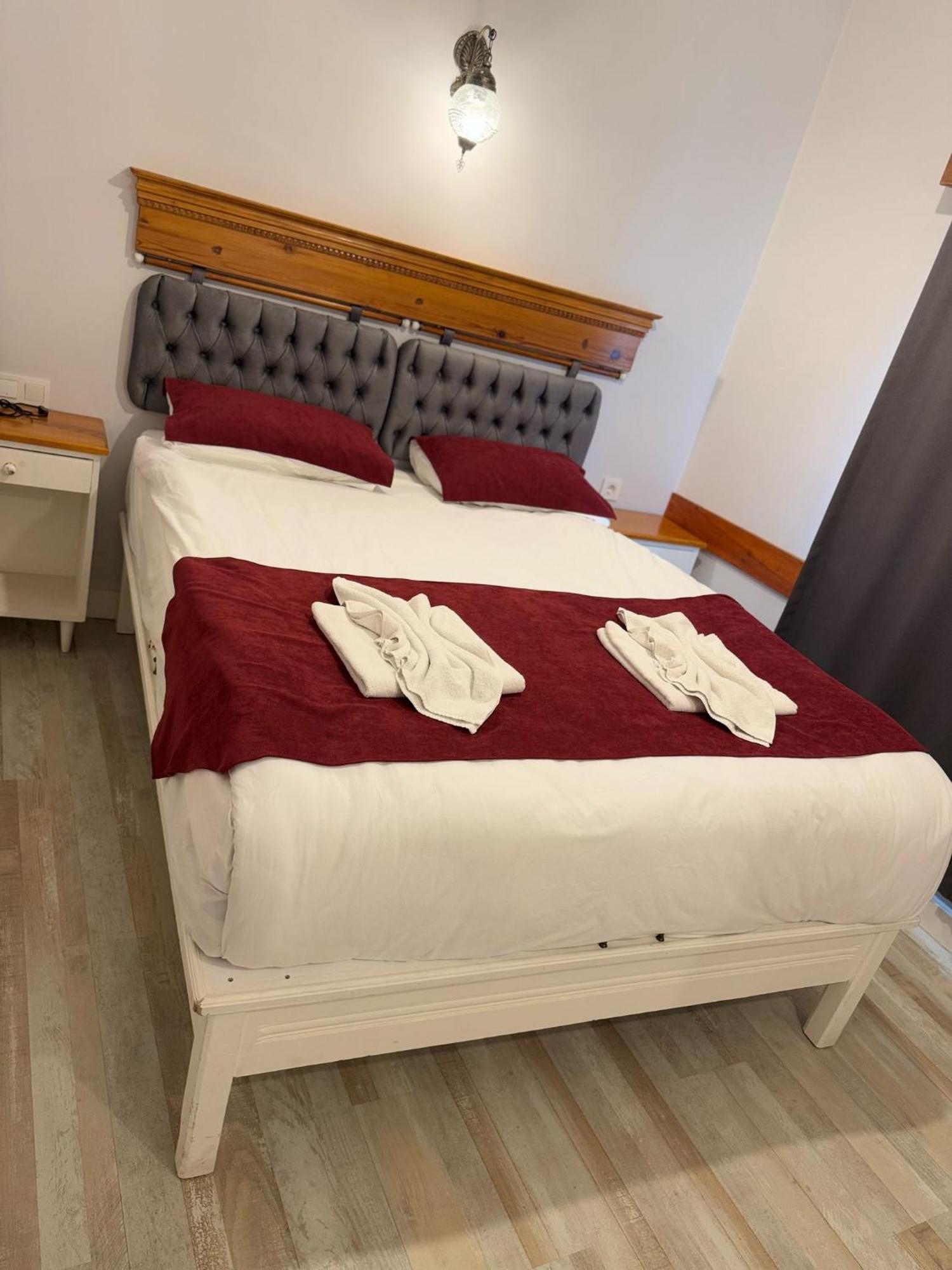 Ephesus Selcuk Castle View Suites Bagian luar foto