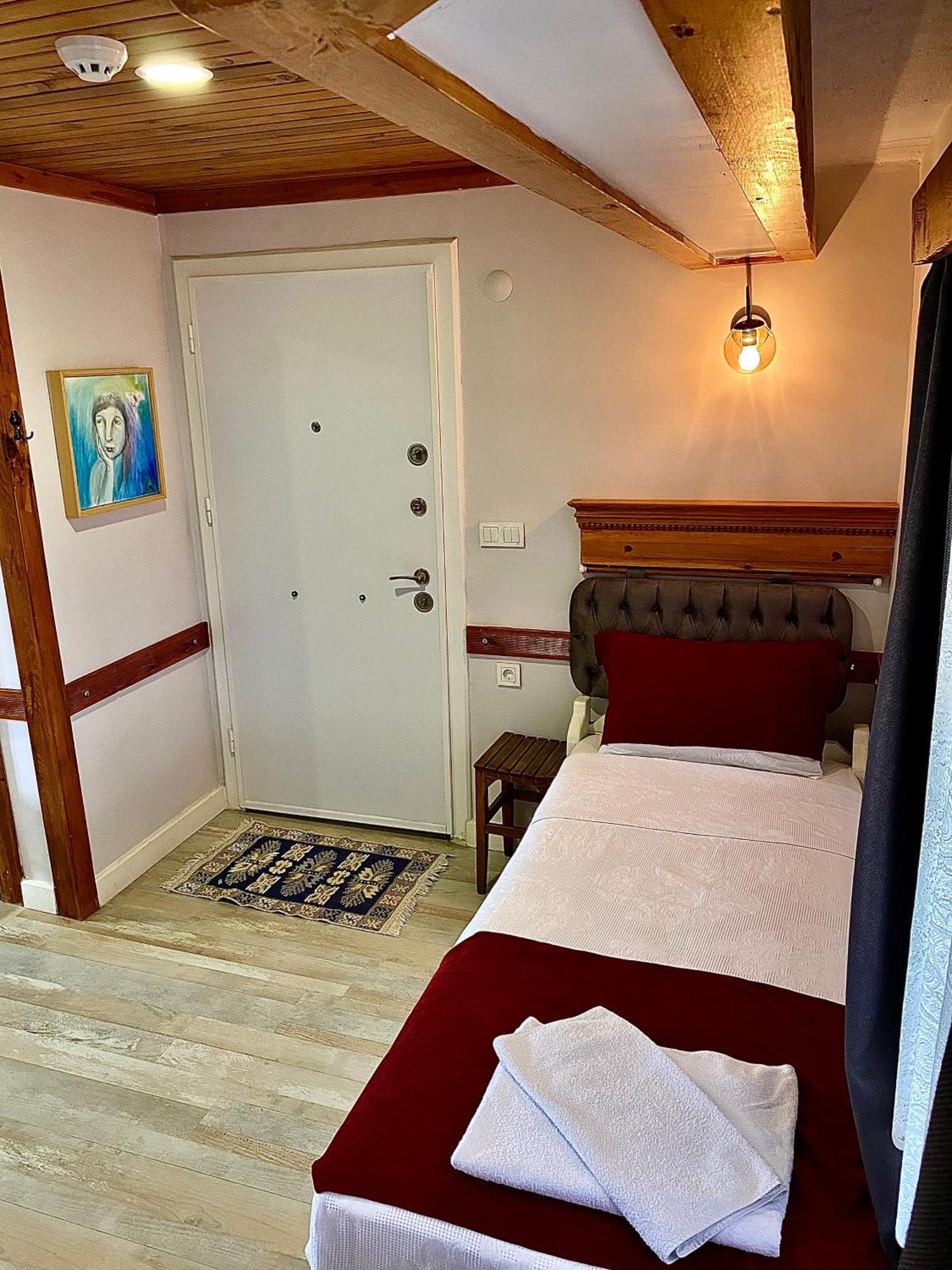 Ephesus Selcuk Castle View Suites Bagian luar foto